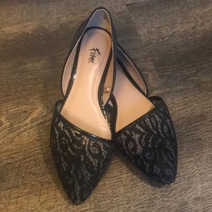 Fioni Black Lace Flats